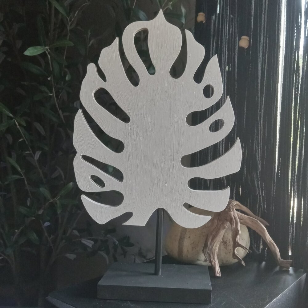 Wooden Monstera Leaf Decor